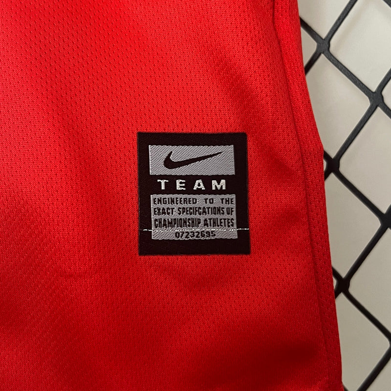 KIT INFANTIL RETRÔ MANCHESTER UNITED HOME 09/10